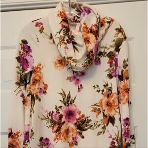 NEW BOHO FLORAL TOP Size Small Cowl Neck by Red Lolly